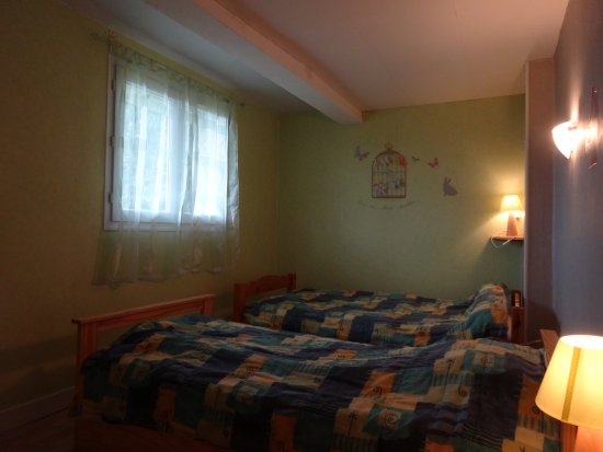 Chambre N&deg; 2 Les M&eacute;sanges Leycuras